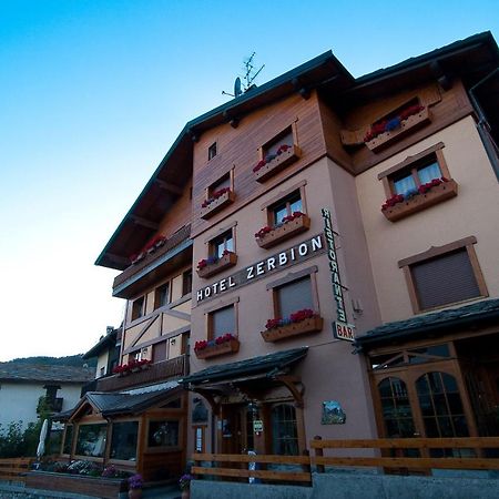 Hotel Zerbion Торньон Екстериор снимка