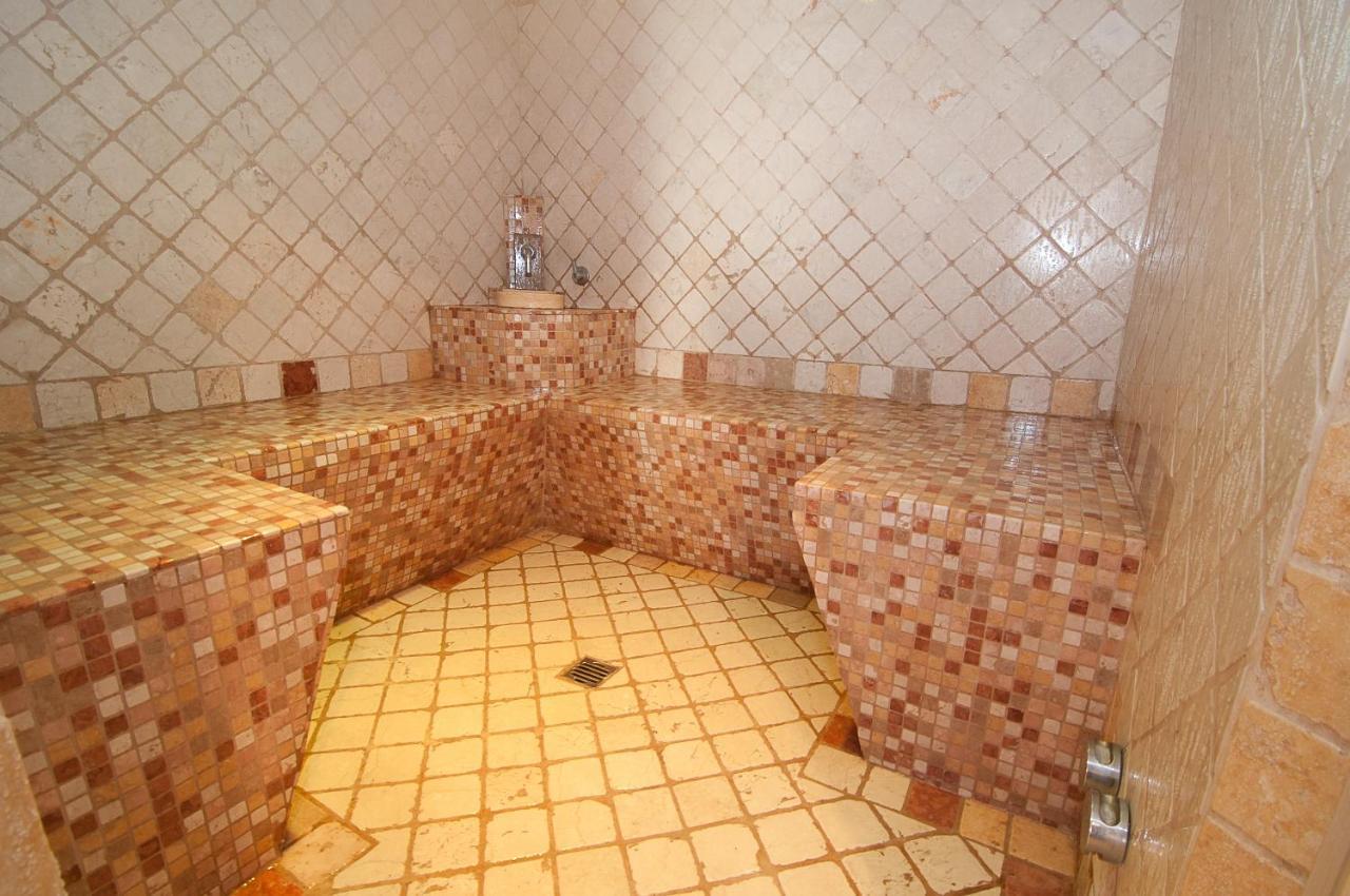 Hotel Zerbion Торньон Екстериор снимка