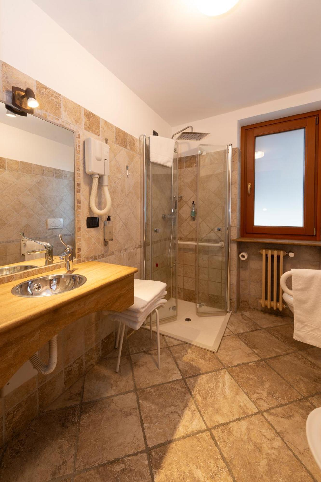 Hotel Zerbion Торньон Екстериор снимка